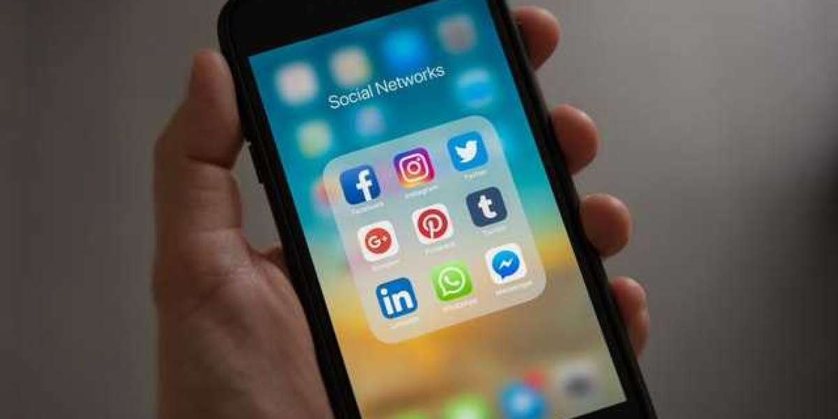 SOCIAL MEDIA, The Biggest Oxymoron – Opinion