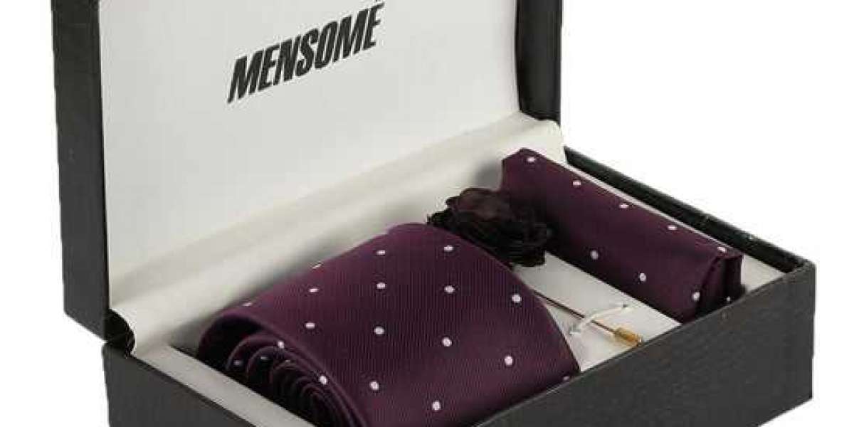 Suit Accessories that Every Man Should Own